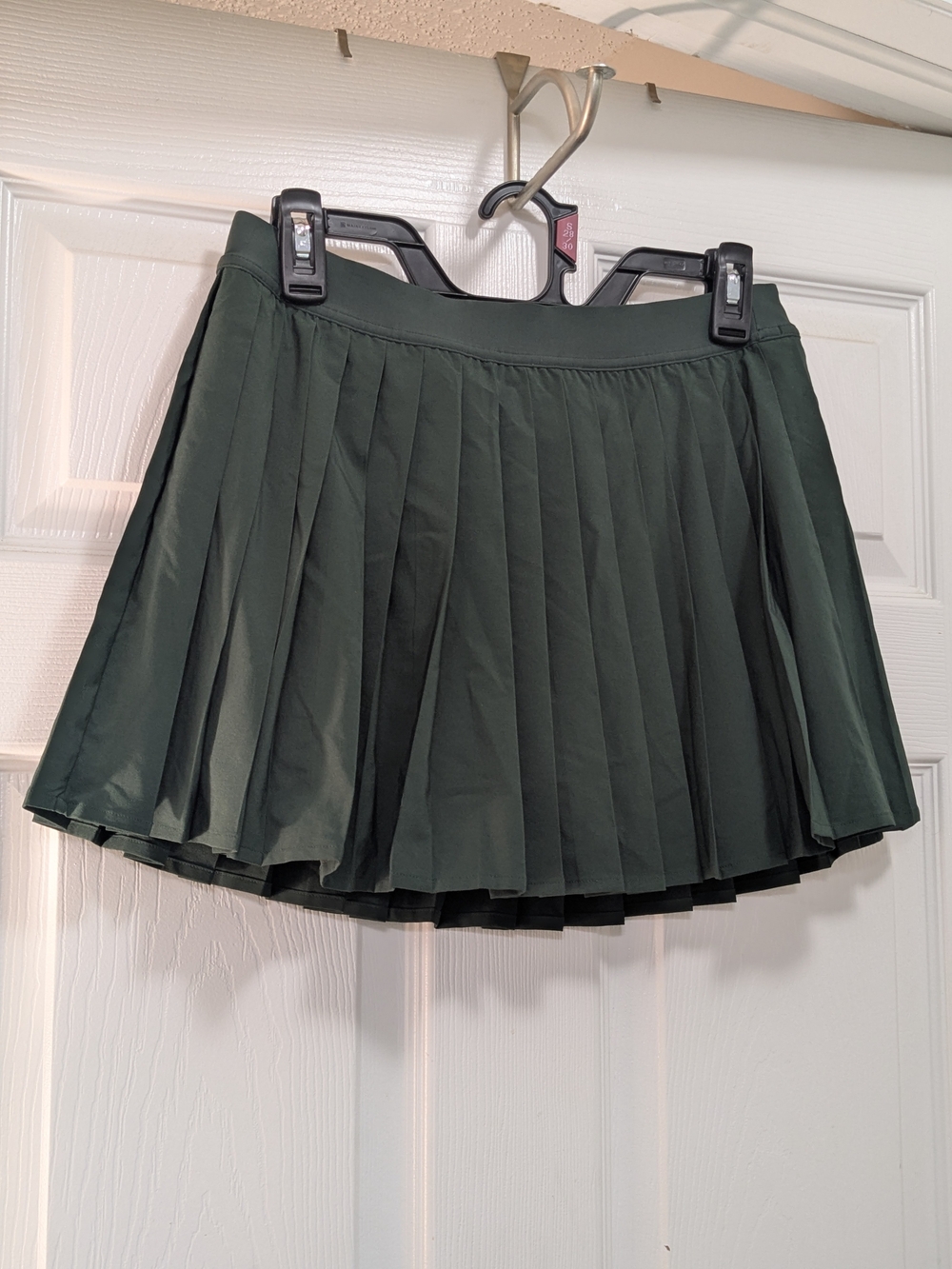 lululemon athletica Forest Green Pleated Mini Skort